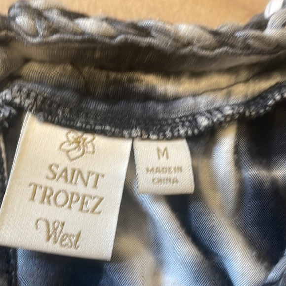 Ladies tie dye sleeveless blouse . Size med - Picture 8 of 8